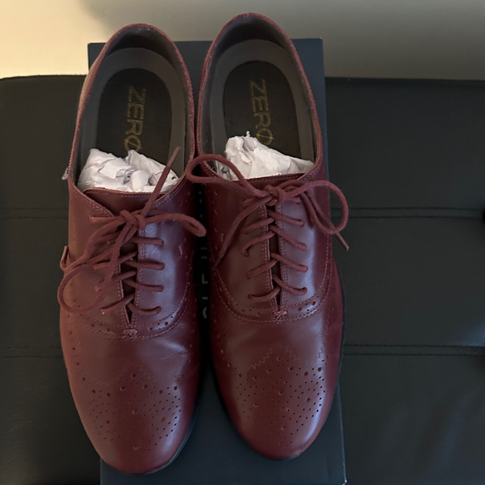 Cole Haan Women’s Dark Red/Burgundy Oxfords